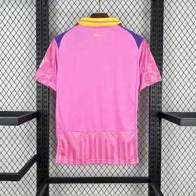 Borussia Dortmund 2025/26 Pink Special Jersey, foto 3