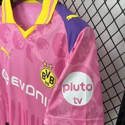 Borussia Dortmund 2025/26 Pink Special Jersey, foto 4