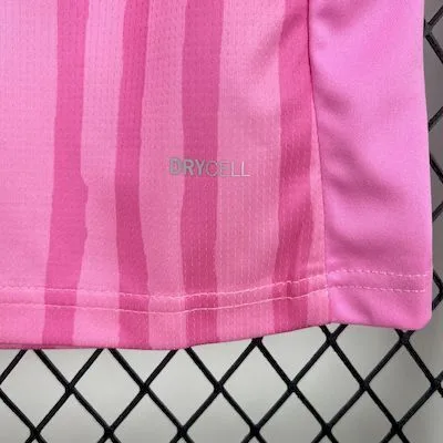 Borussia Dortmund 2025/26 Pink Special Jersey, foto 6