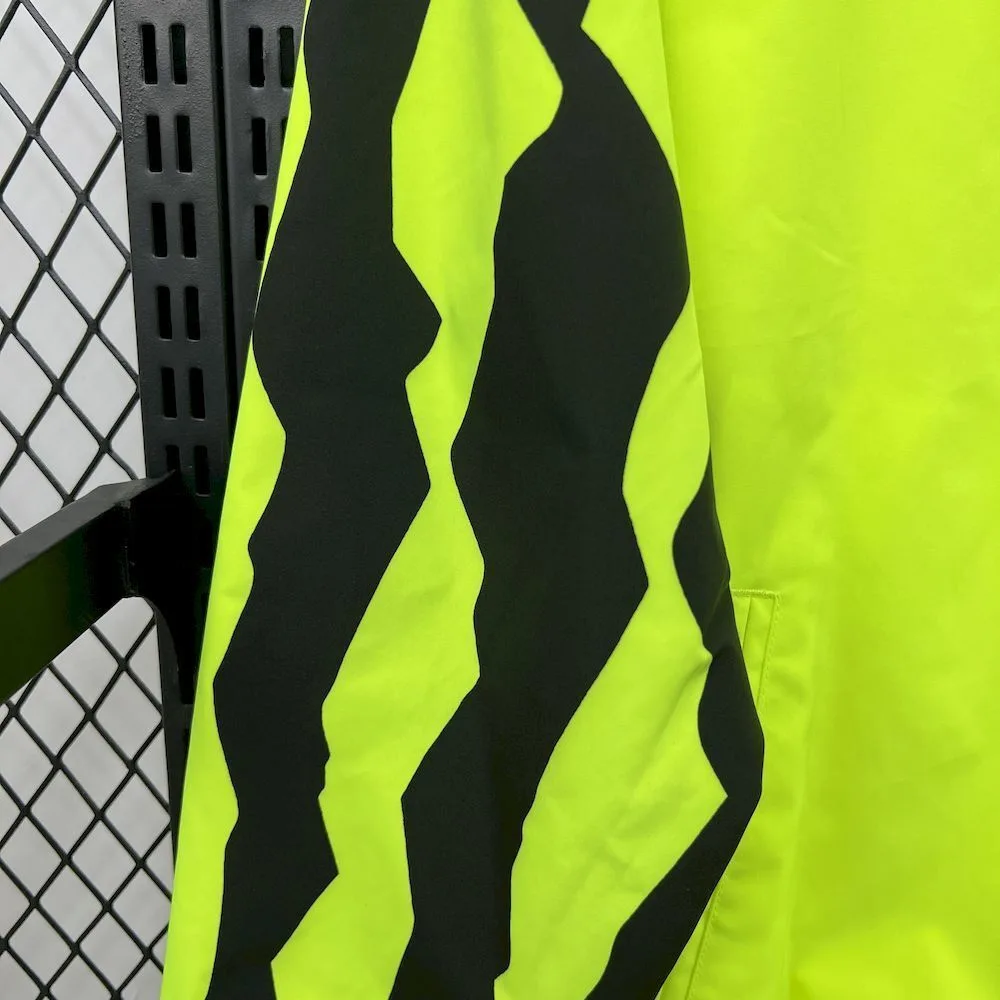 Borussia Dortmund 2025 Double-Sided Windbreaker, foto 5