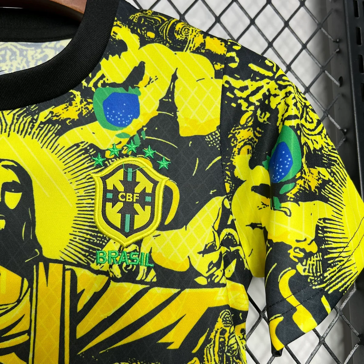 Brazil 2024/25 Special Edition Yellow Kids Kit, foto 3