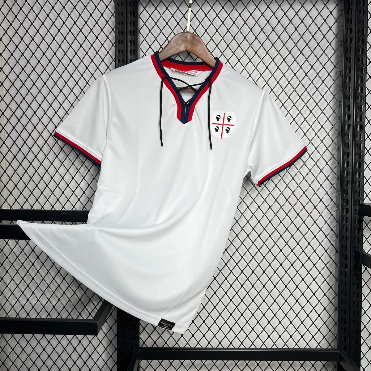 Cagliari 1969-70 Championship Edition Retro Jersey, foto 1