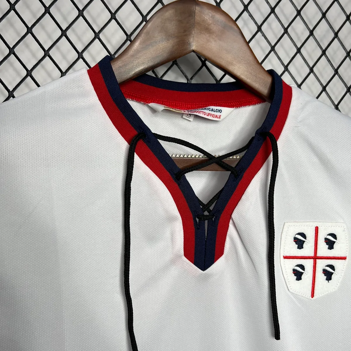 Cagliari 1969-70 Championship Edition Retro Jersey, foto 4
