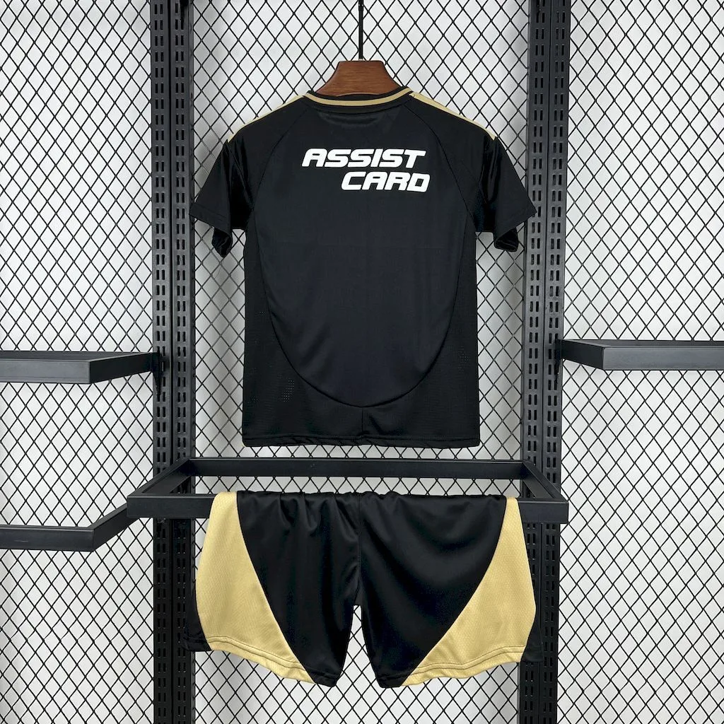 Colo Colo 2025/26 Away Kids Kit, foto 2