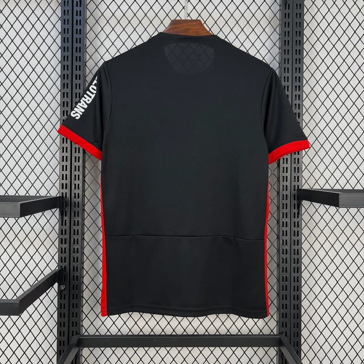 Eintracht Frankfurt 2024/25 Away Jersey, foto 2