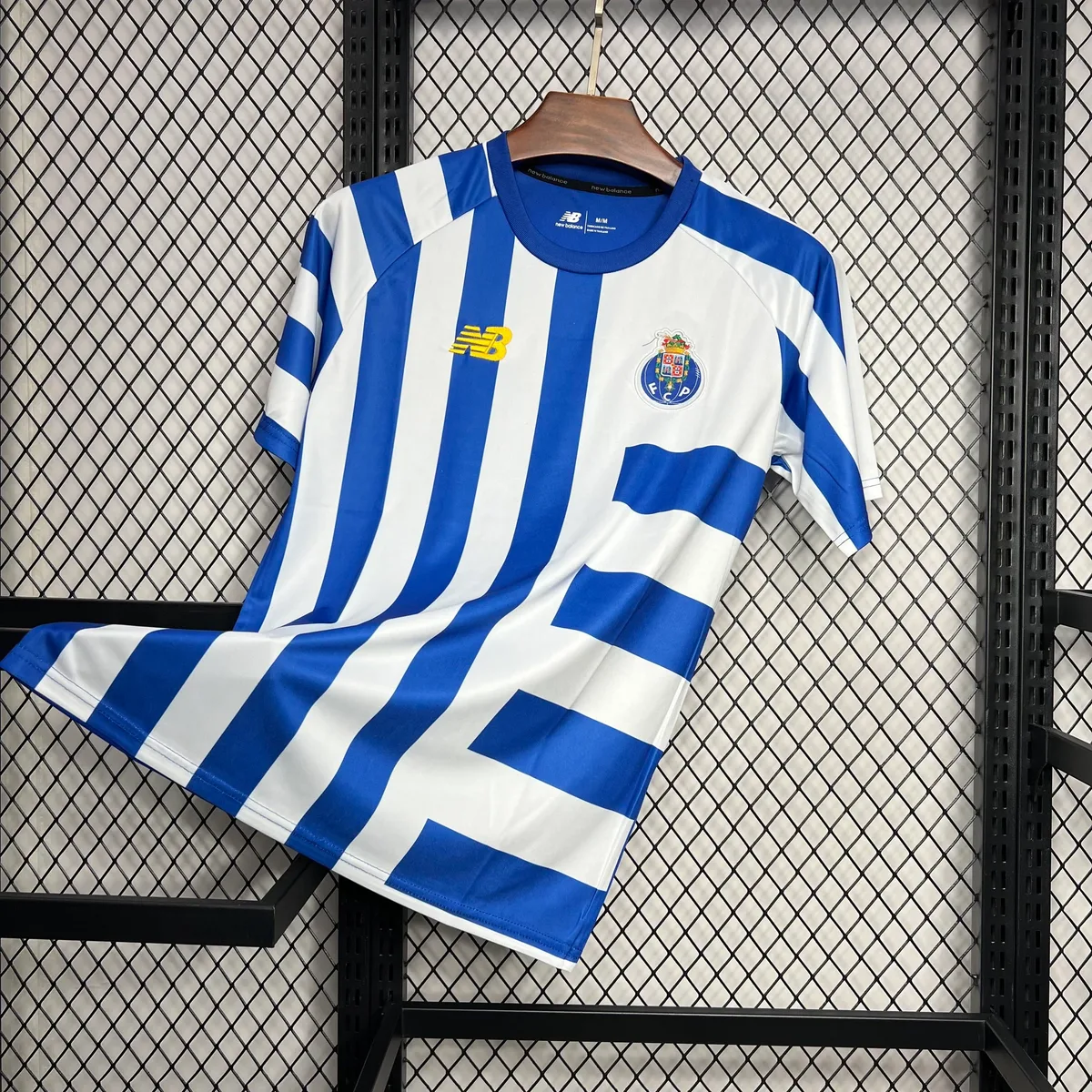 FC Porto 2024/25 Pre-match training Jersey, foto 1