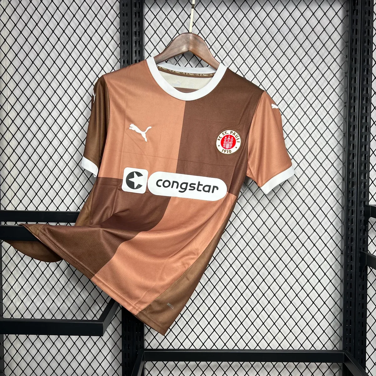 FC St. Pauli 2024/25 Home Jersey, foto 1