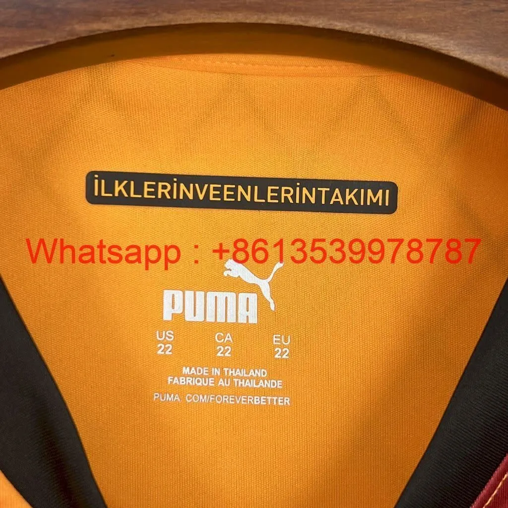 Galatasarays 2024/25 Home Kids Kit, foto 5