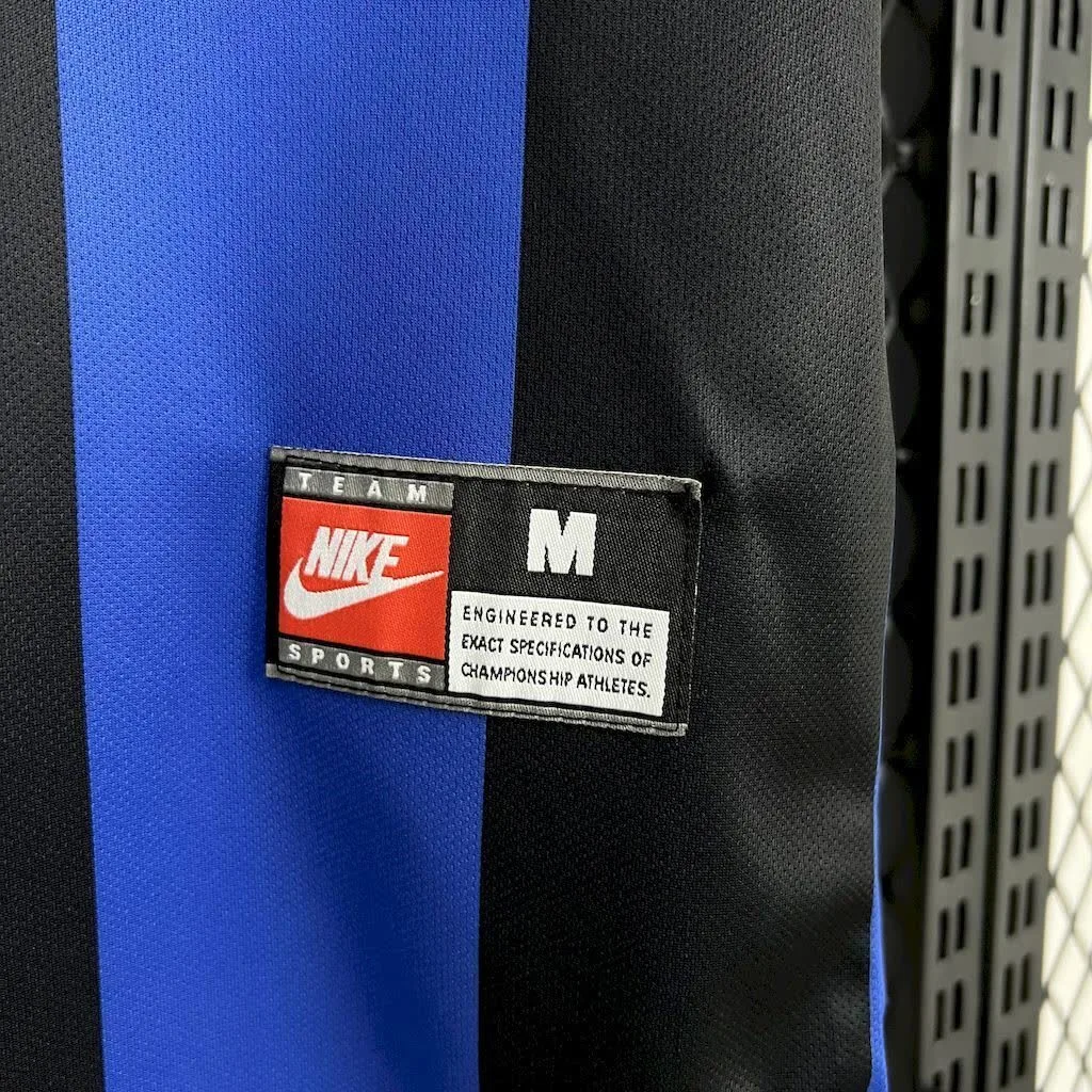 Inter Milan 1999/00 Home Retro Jersey, foto 4