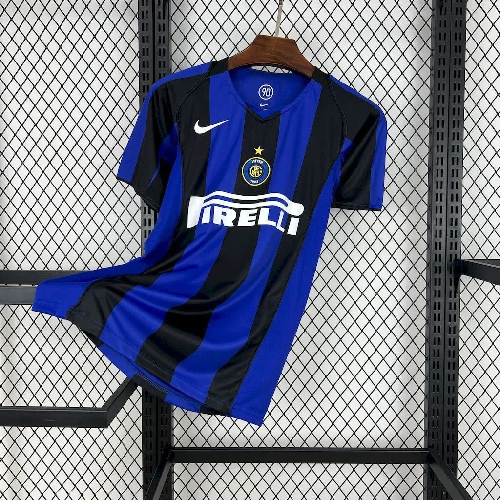 Inter Milan 2004/05 Home Retro Jersey, foto 1