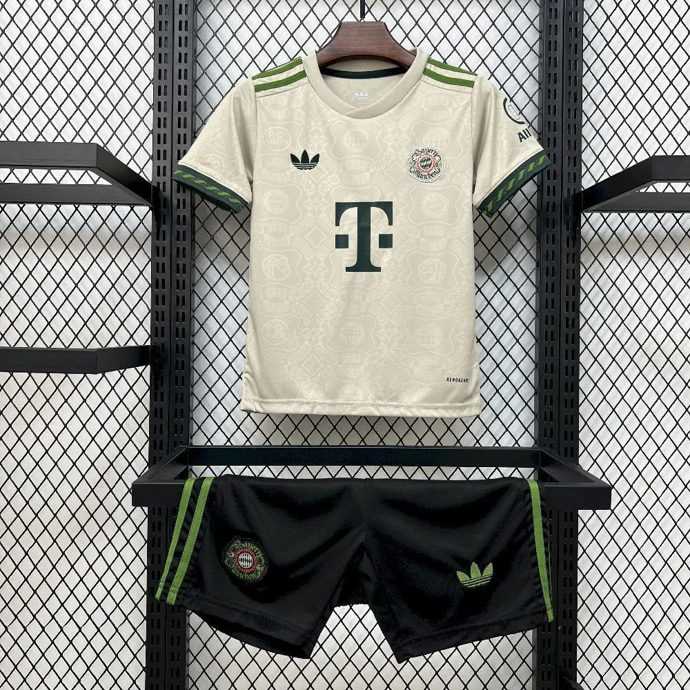 Kids Barcelona 2025/26 Oktoberfest Kit, foto 1