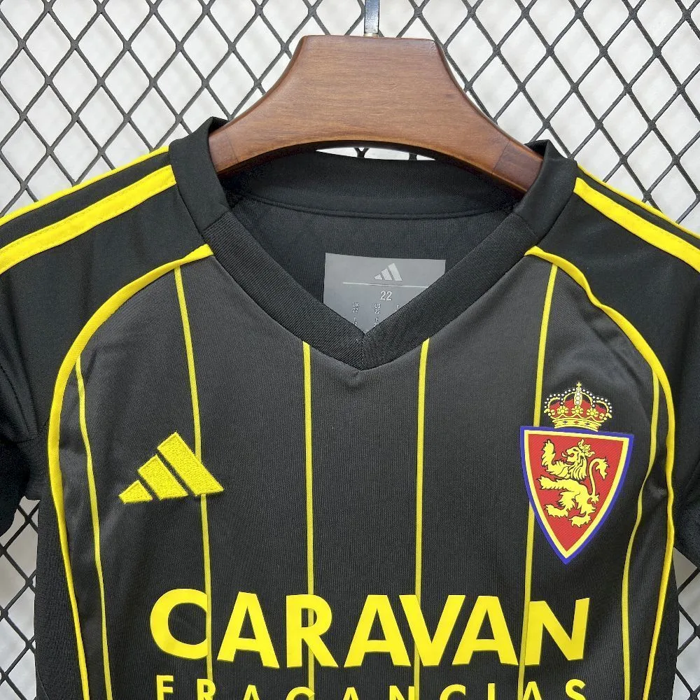 Kids Real Zaragoza 2025/26 Away Kit, foto 5