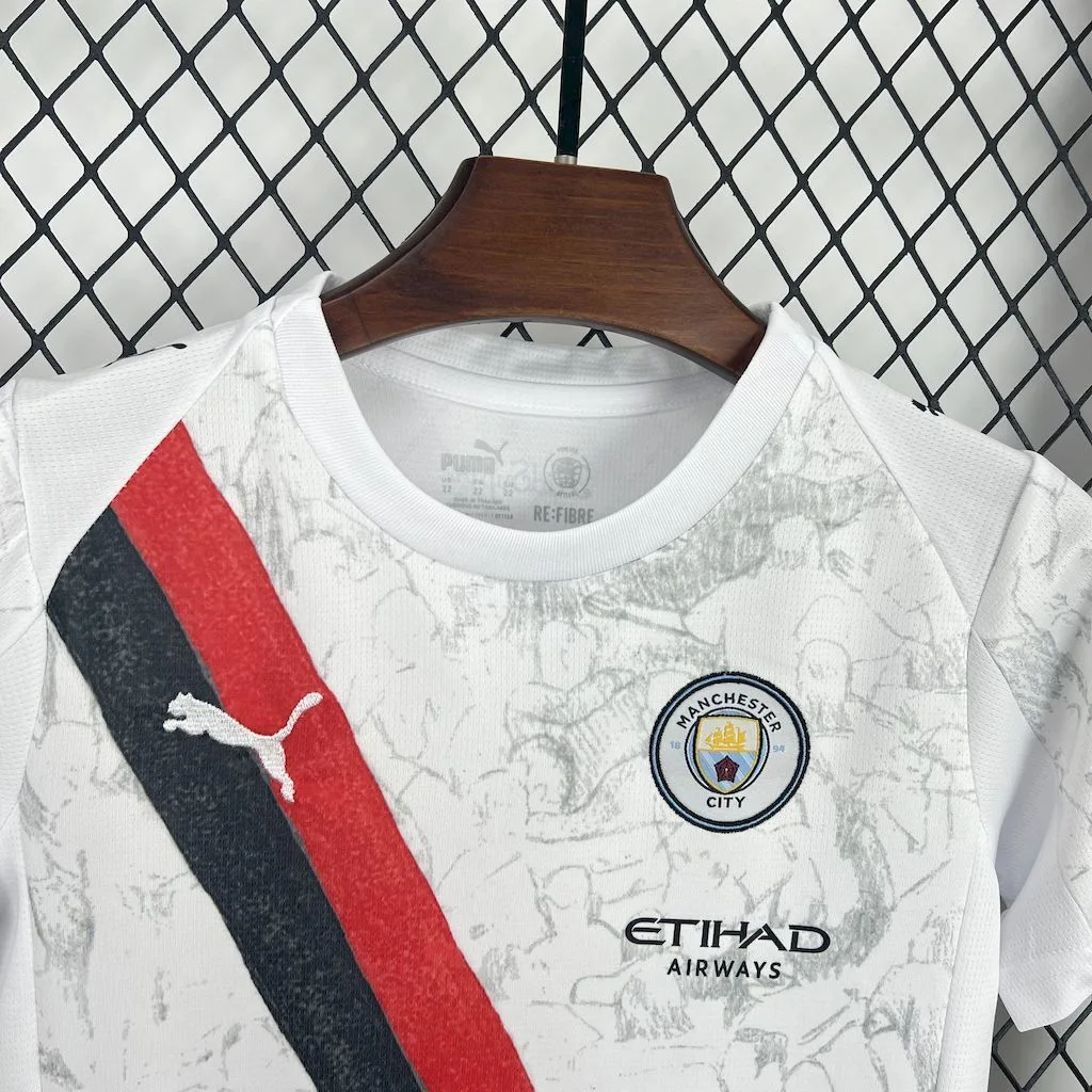 Manchester City 2025/26 Away Kids Kit, foto 6