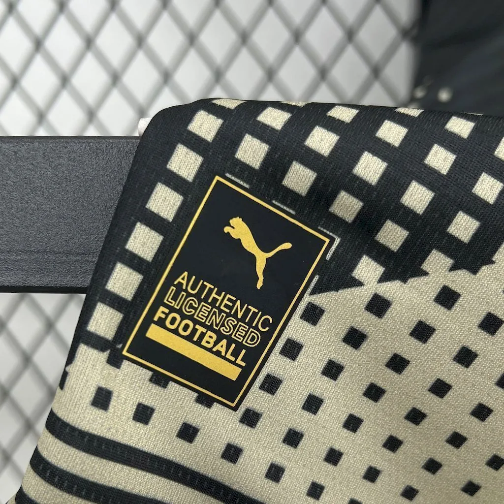 Manchester City 2025/26 Black and yellow concept version Jersey, foto 3