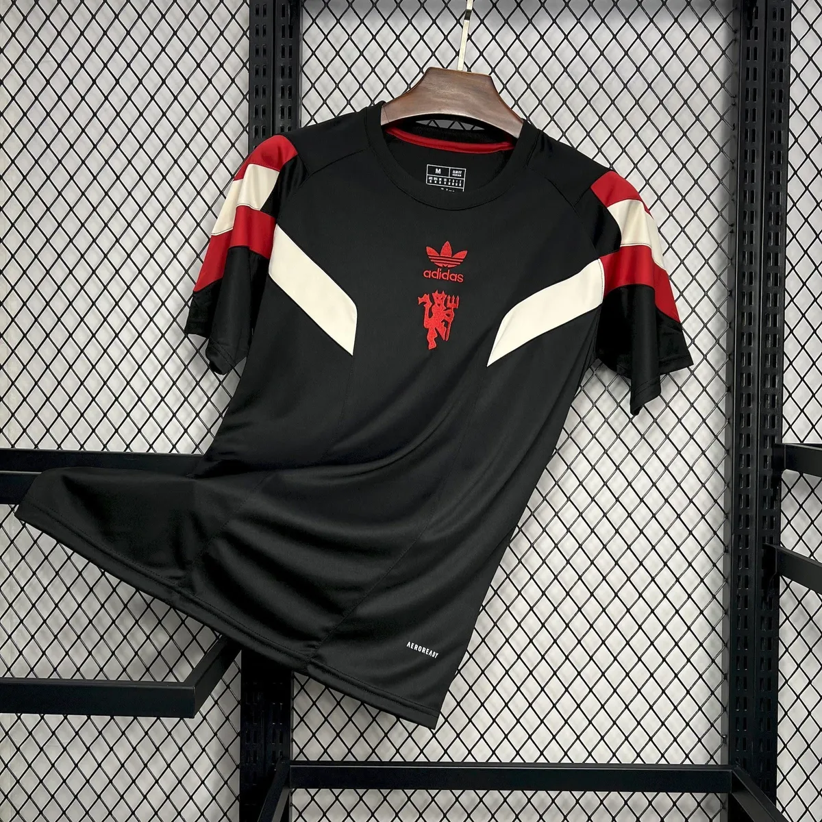 Manchester United 2024/25 Originals Tee Black Jersey, foto 1
