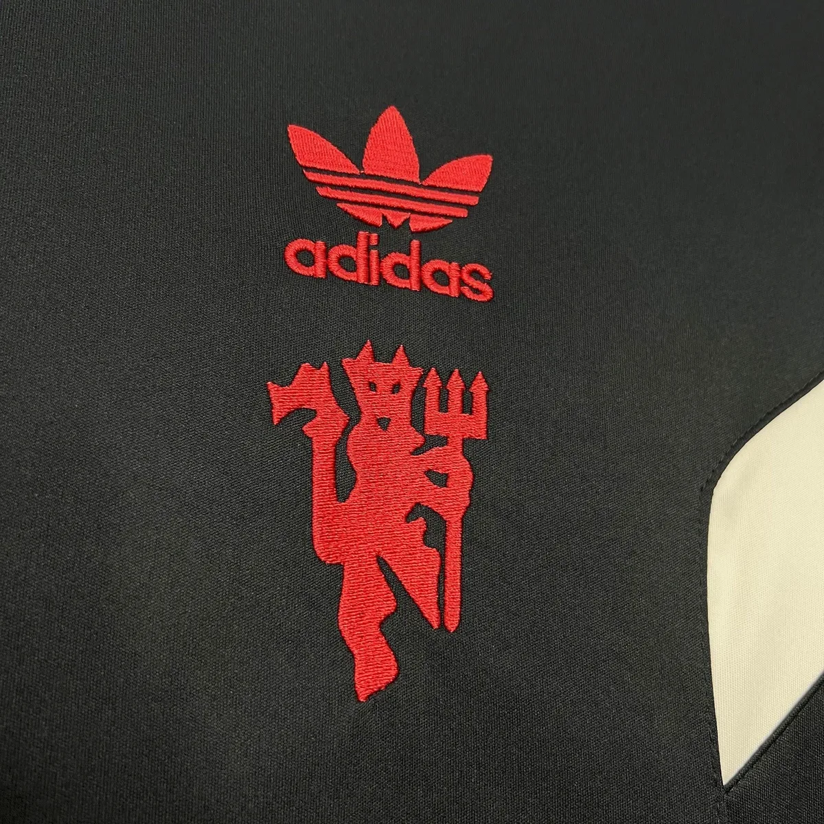 Manchester United 2024/25 Originals Tee Black Jersey, foto 4