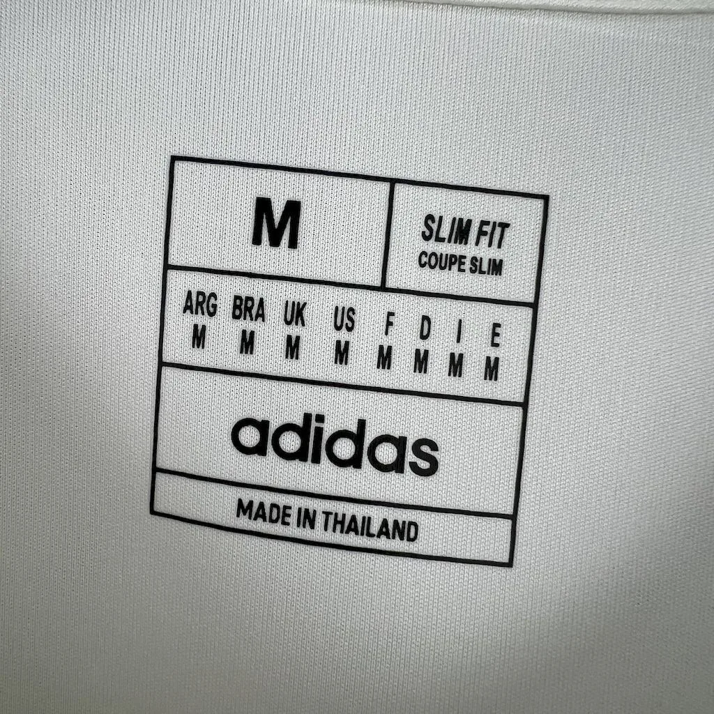 Manchester United 2024/25 Special Edition White Jersey, foto 4