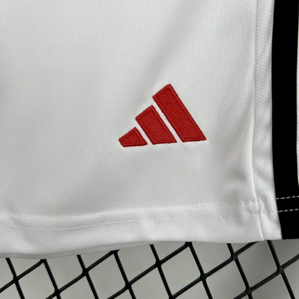 Manchester United 2025/26 Home Kids Kit, foto 4