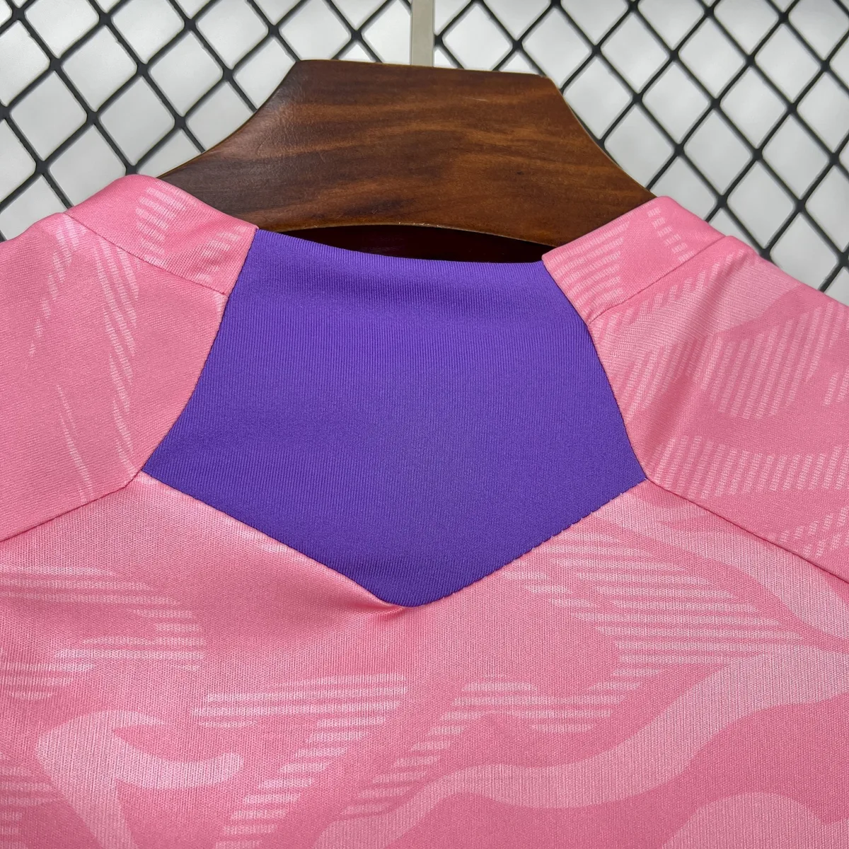 Mens 1899 Hoffenheim 2025/26 Pink October Jersey, foto 3
