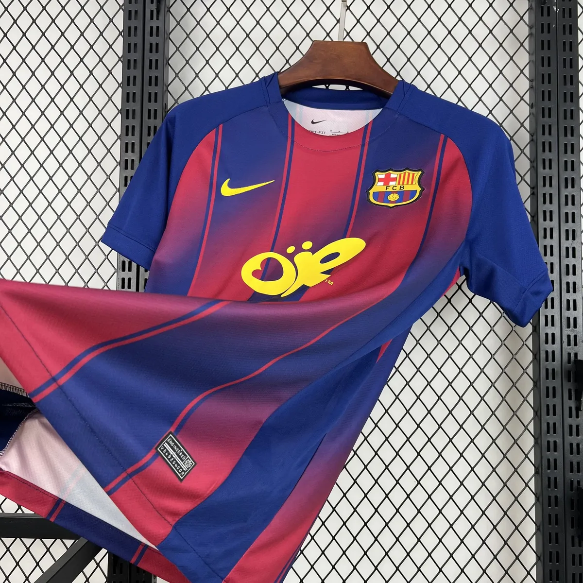 Mens Barcelona x Olivia Rodrigo 2025/26 Limited Edition Jersey, foto 5