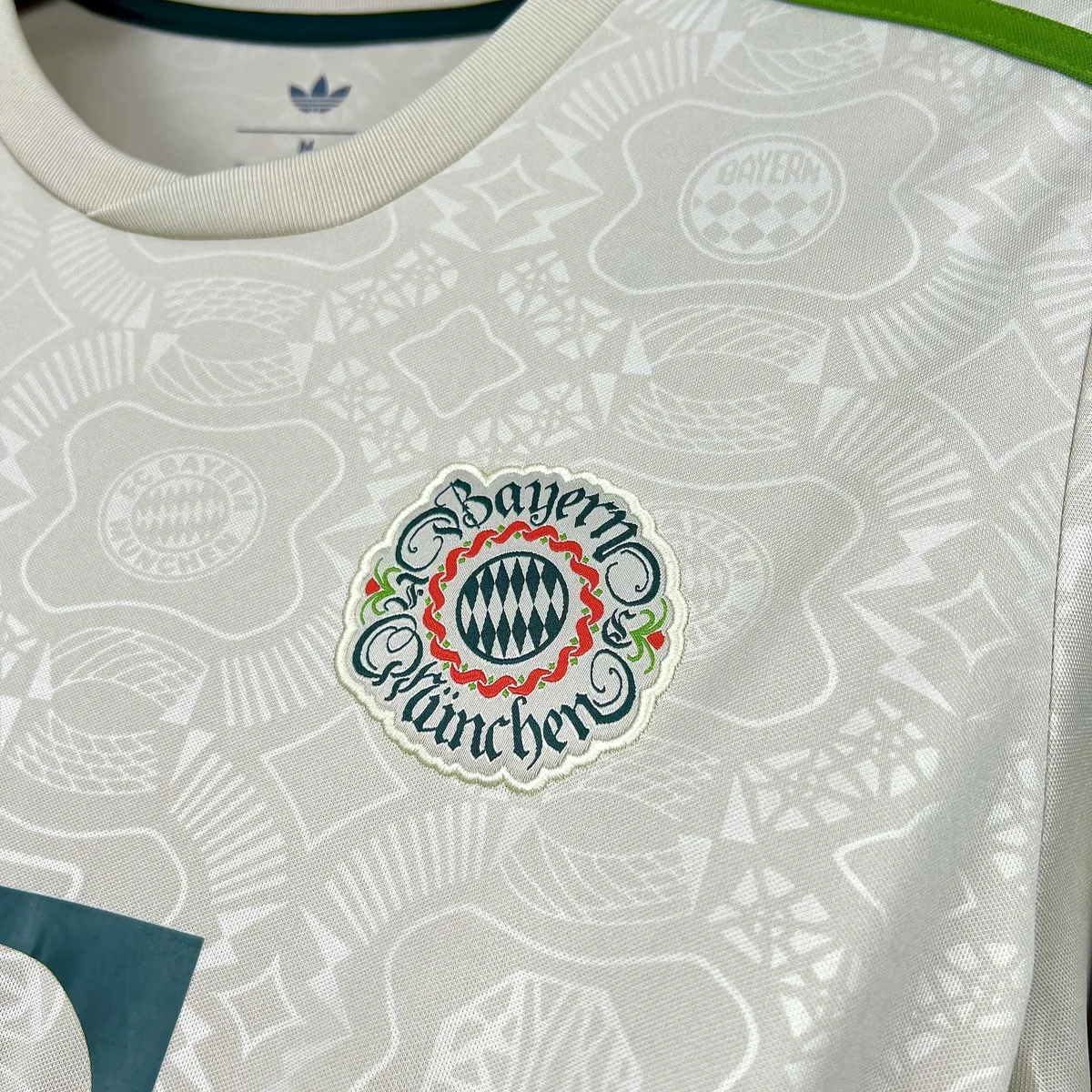 Mens Bayern Munich 2025/26 Oktoberfest Long Sleeve Jersey, foto 5