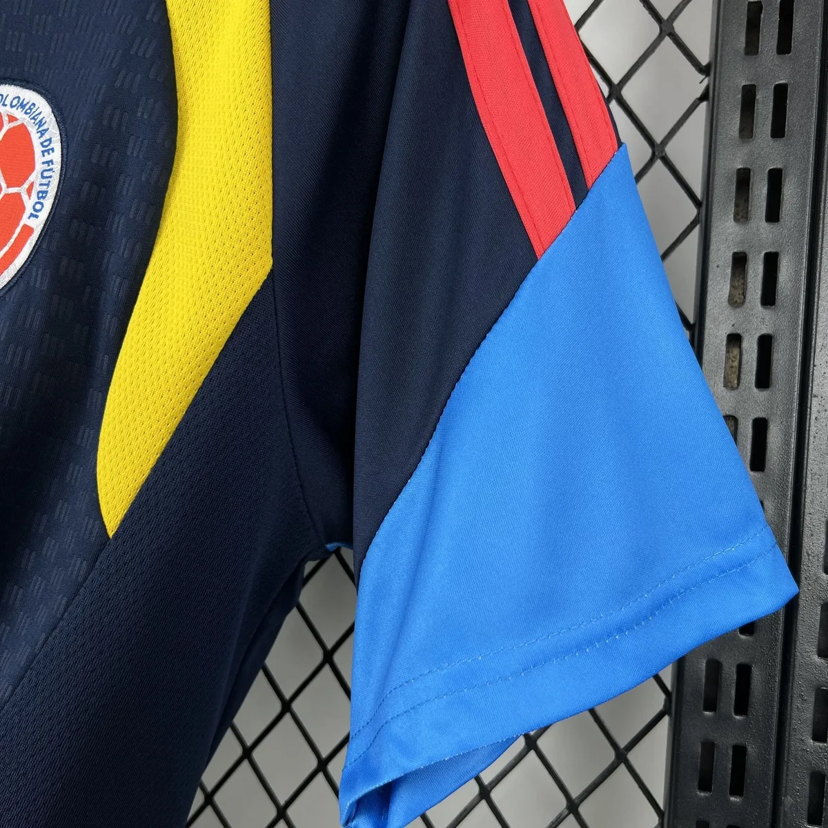Mens Colombia 2026 World Cup Pre-Match Jersey 1, foto 5