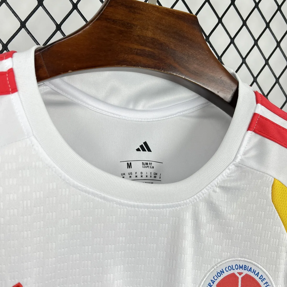 Mens Colombia 2026 World Cup Pre-Match Jersey, foto 2