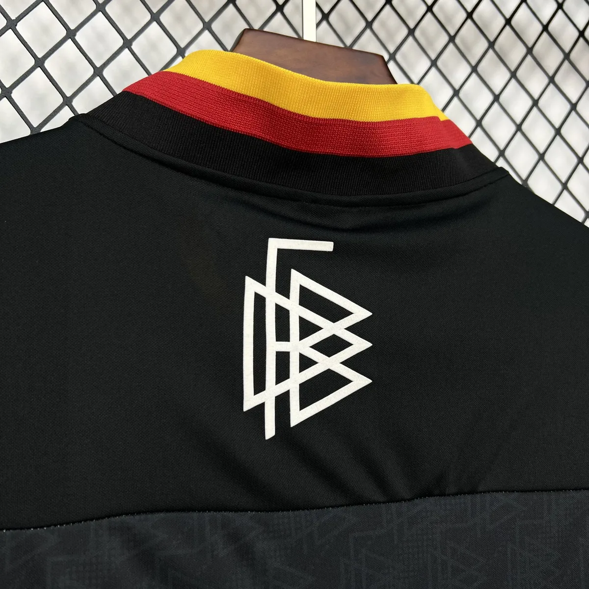 Mens Germany 2026 World Cup Bringback Remixed Jersey, foto 3