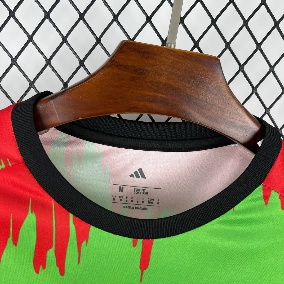 Mens Jamaica x Bob Marley 2026 Pre Match Jersey, foto 2