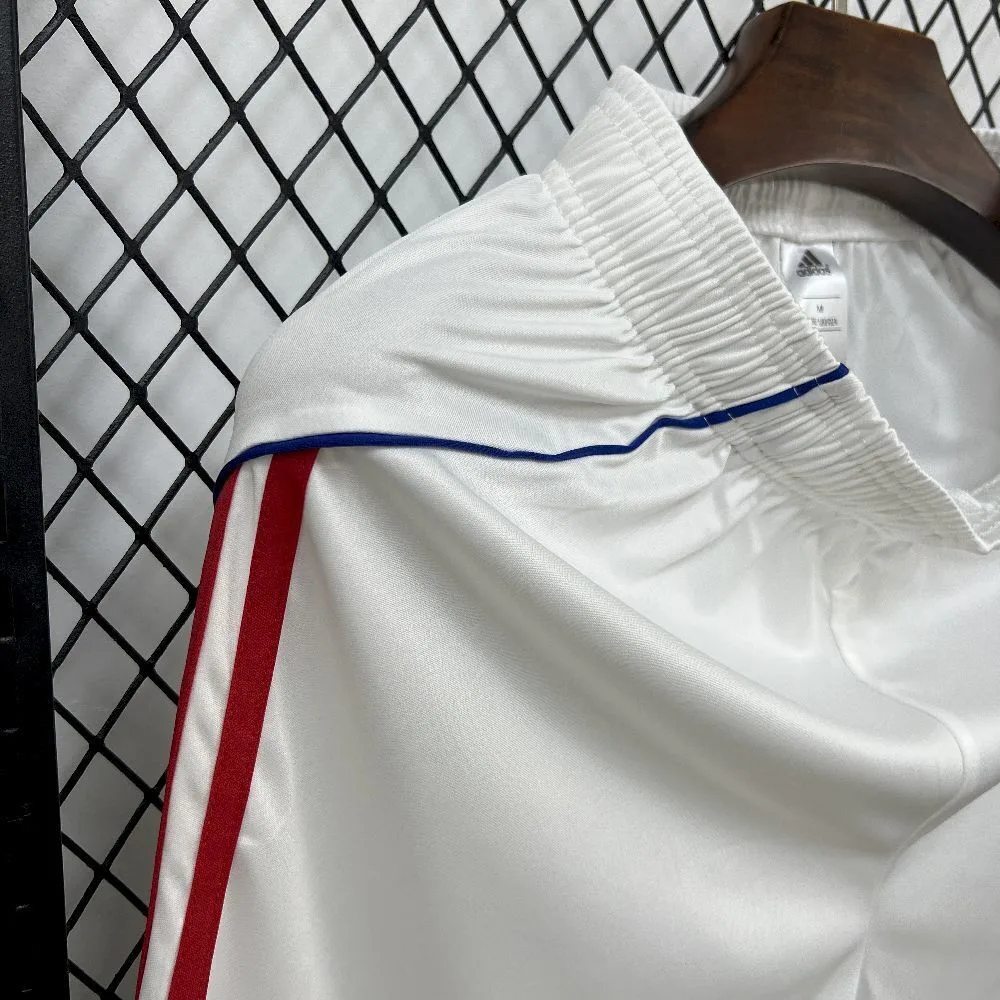Mens Olympique Lyonnais 2025/26 Home Shorts, foto 5