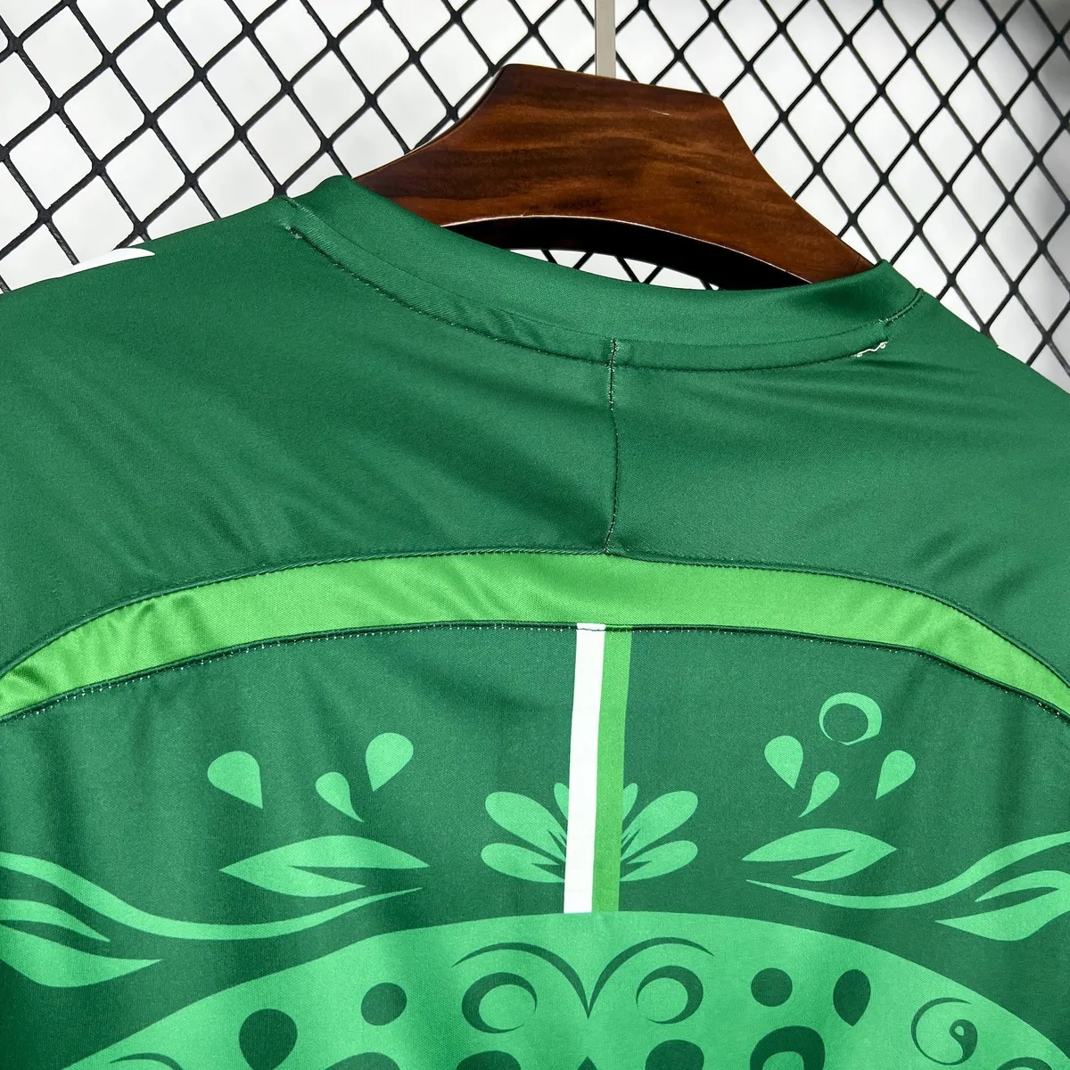 Mens Real Betis 2025/26 Pre-Match Long Sleeve Jersey, foto 3