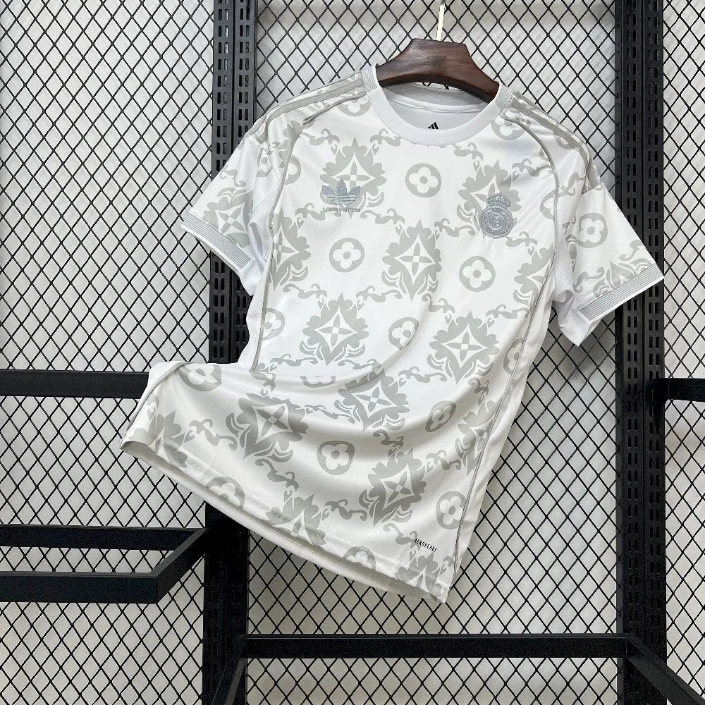 Mens Real Madrid 2025/26 Louis Vuitton Joint Edition Jersey, foto 1