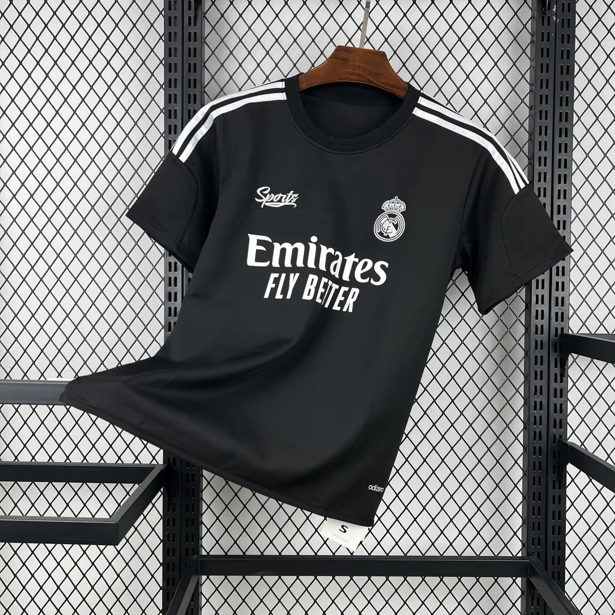 Mens Real Madrid 2026/27 Lifestyle Jersey, foto 1