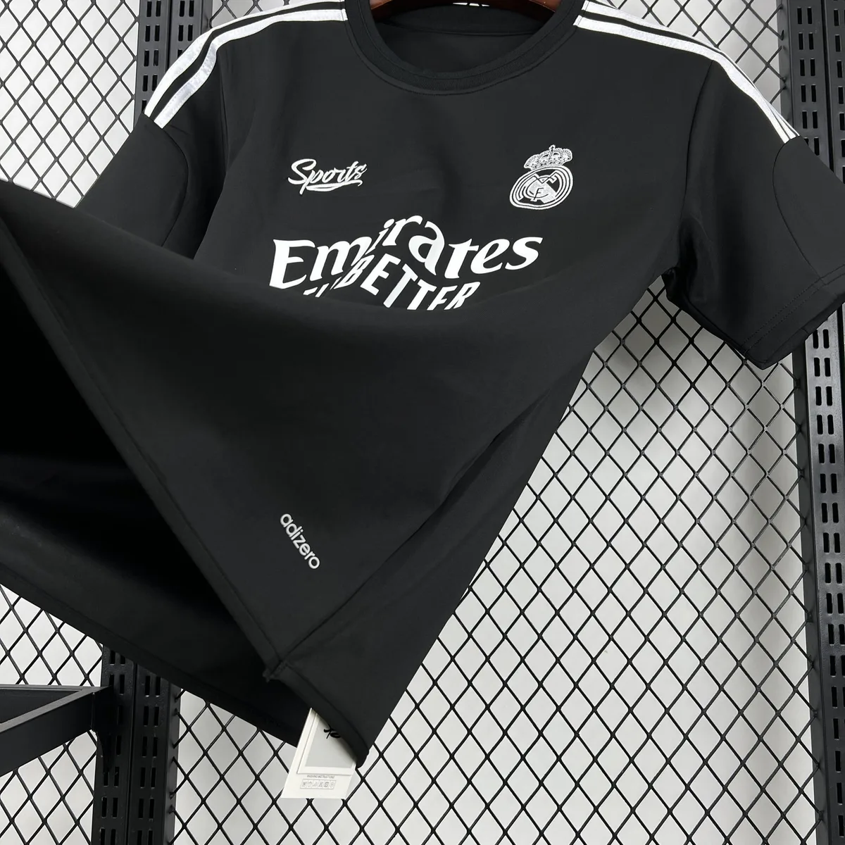 Mens Real Madrid 2026/27 Lifestyle Jersey, foto 3