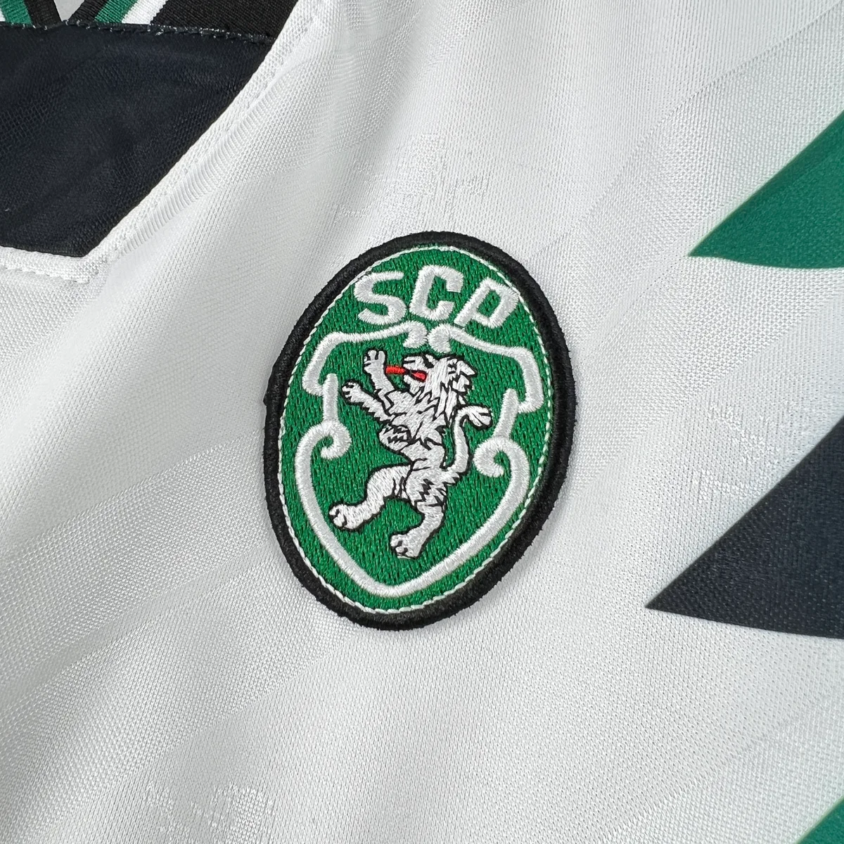 Mens Sporting CP 2025/26 Special Retro Jersey Small size 2, foto 5