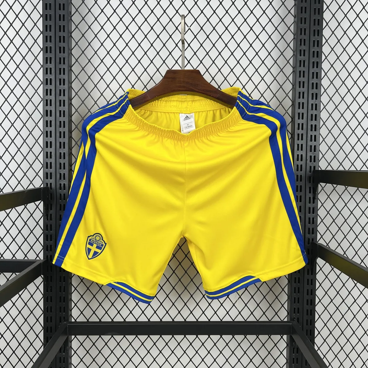 Mens Sweden 2026 World Cup Away Shorts, foto 1