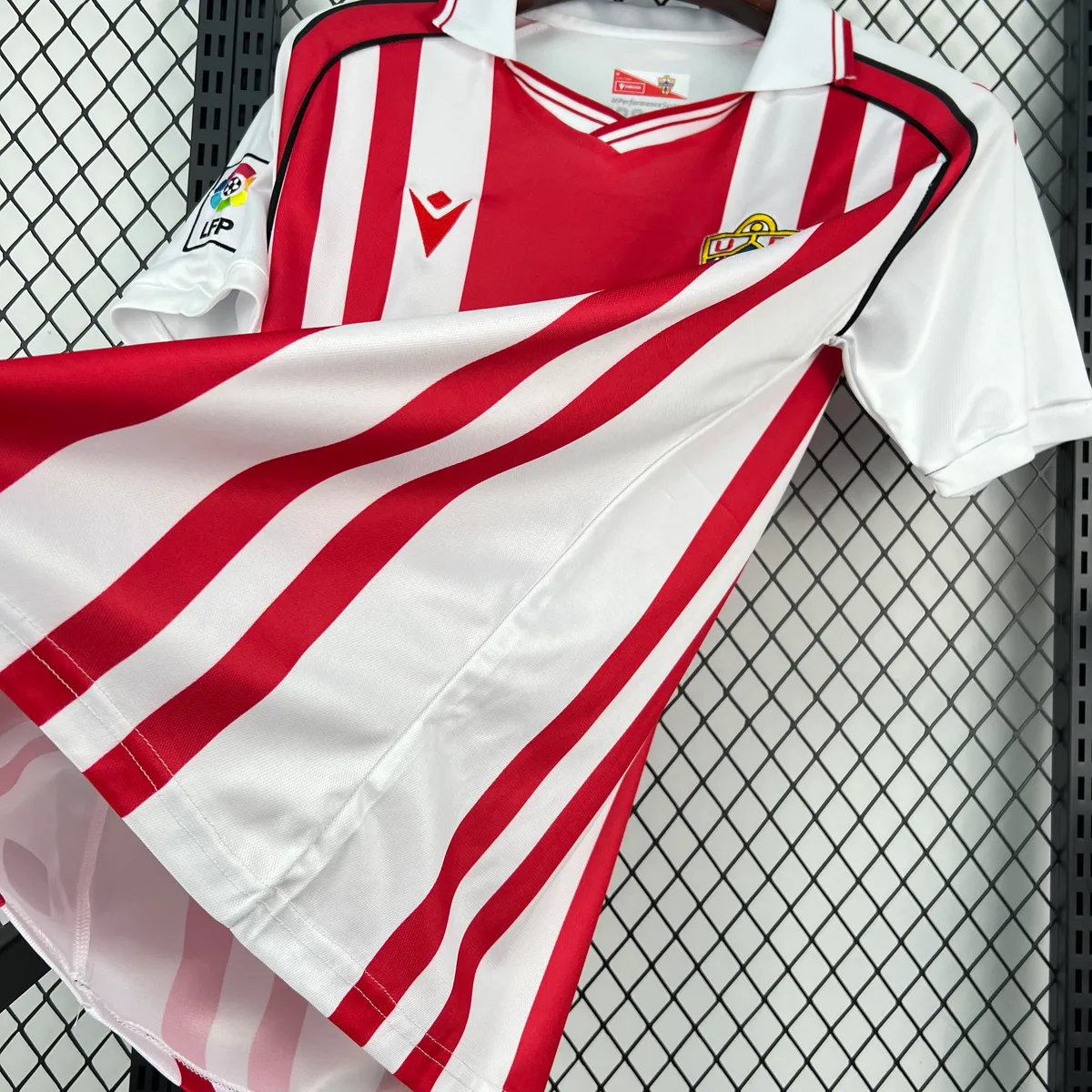 Mens UD Almeria 2025/26 Vintage Jersey, foto 4