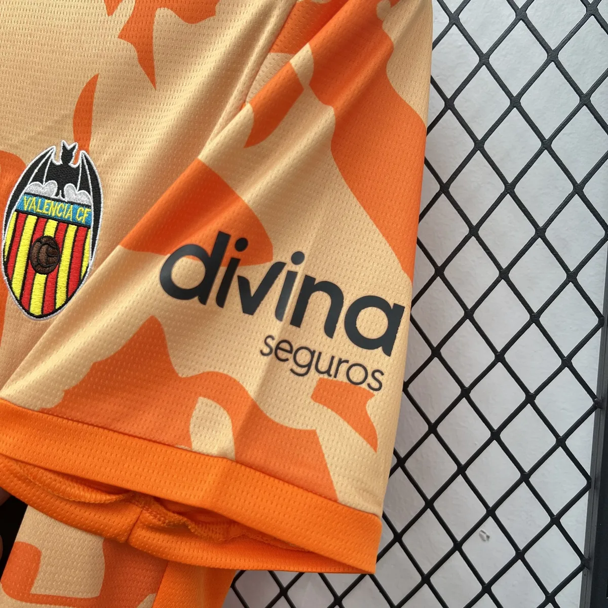 Mens Valencia CF 2025/26 Retro Jersey, foto 3