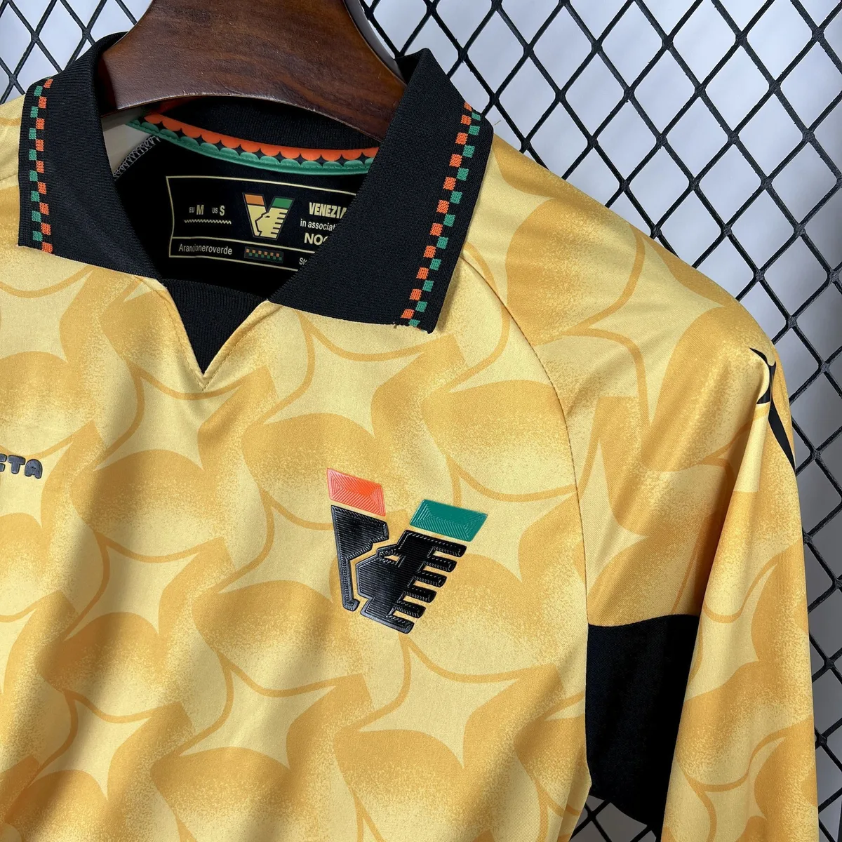 Mens Venezia FC 2025/26 Goalkeeper Long Sleeve Jersey, foto 4
