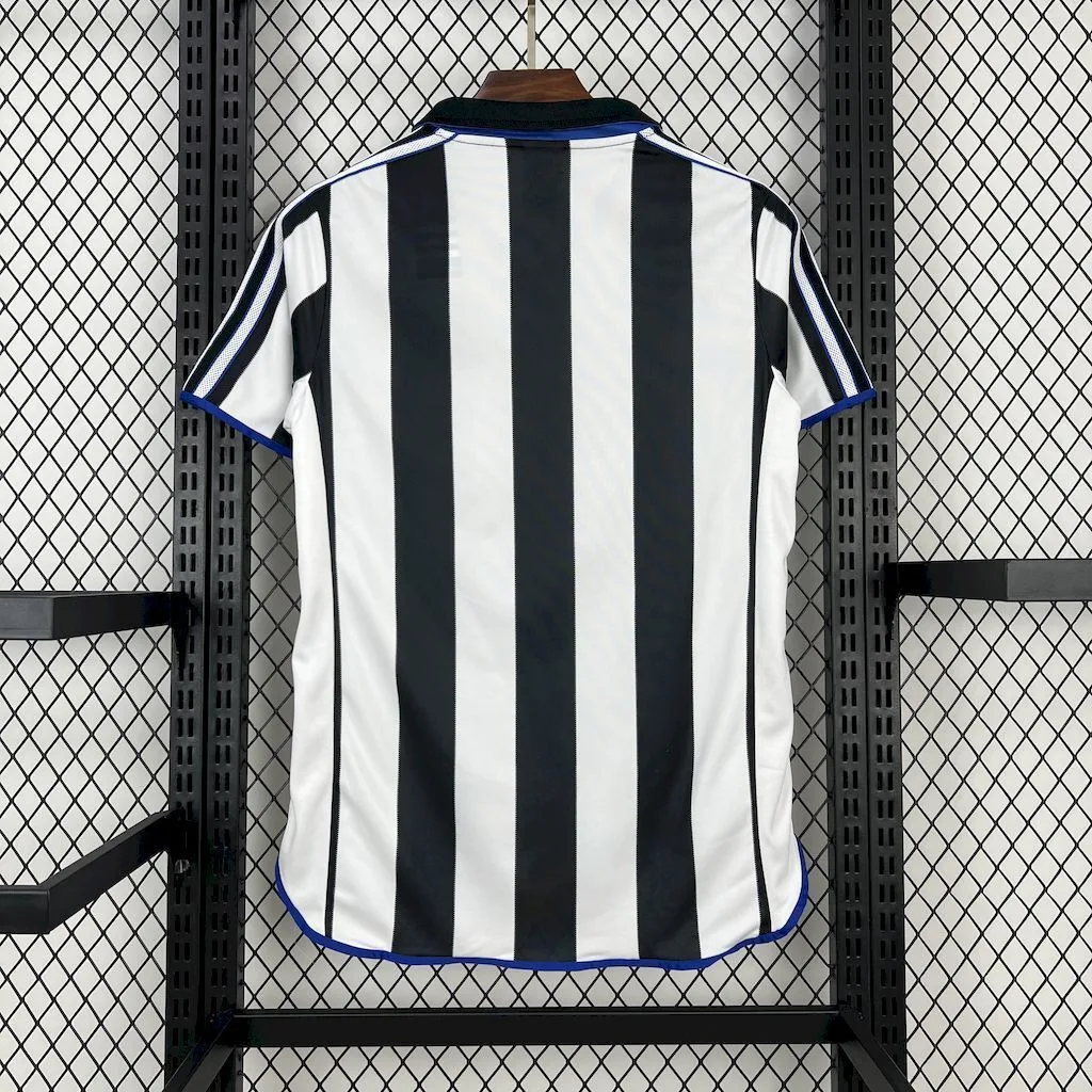 Newcastle United 1999/00 Home Retro Jersey, foto 2