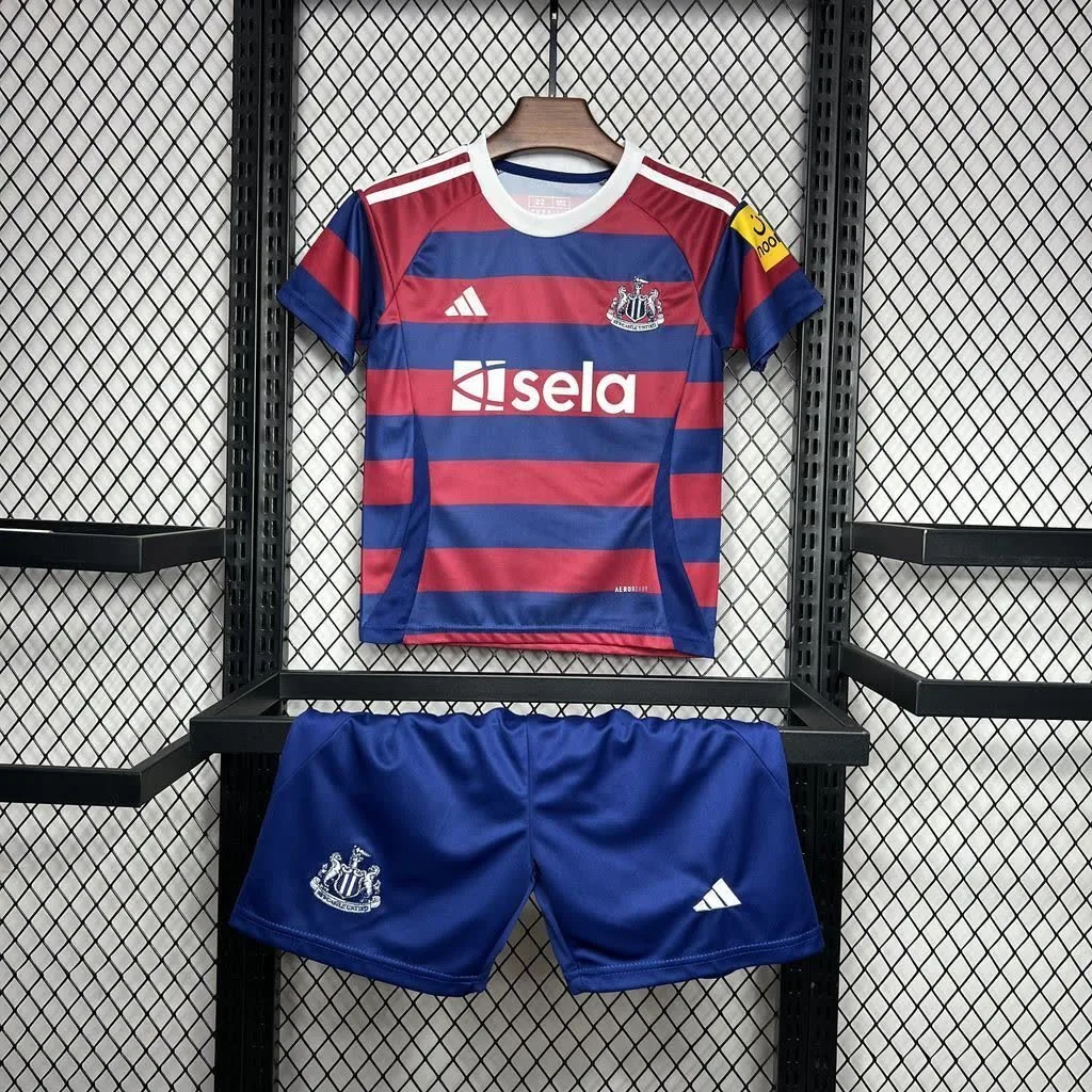 Newcastle United 2024/25 Away Kids Kit, foto 1