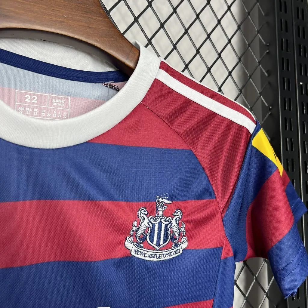 Newcastle United 2024/25 Away Kids Kit, foto 5