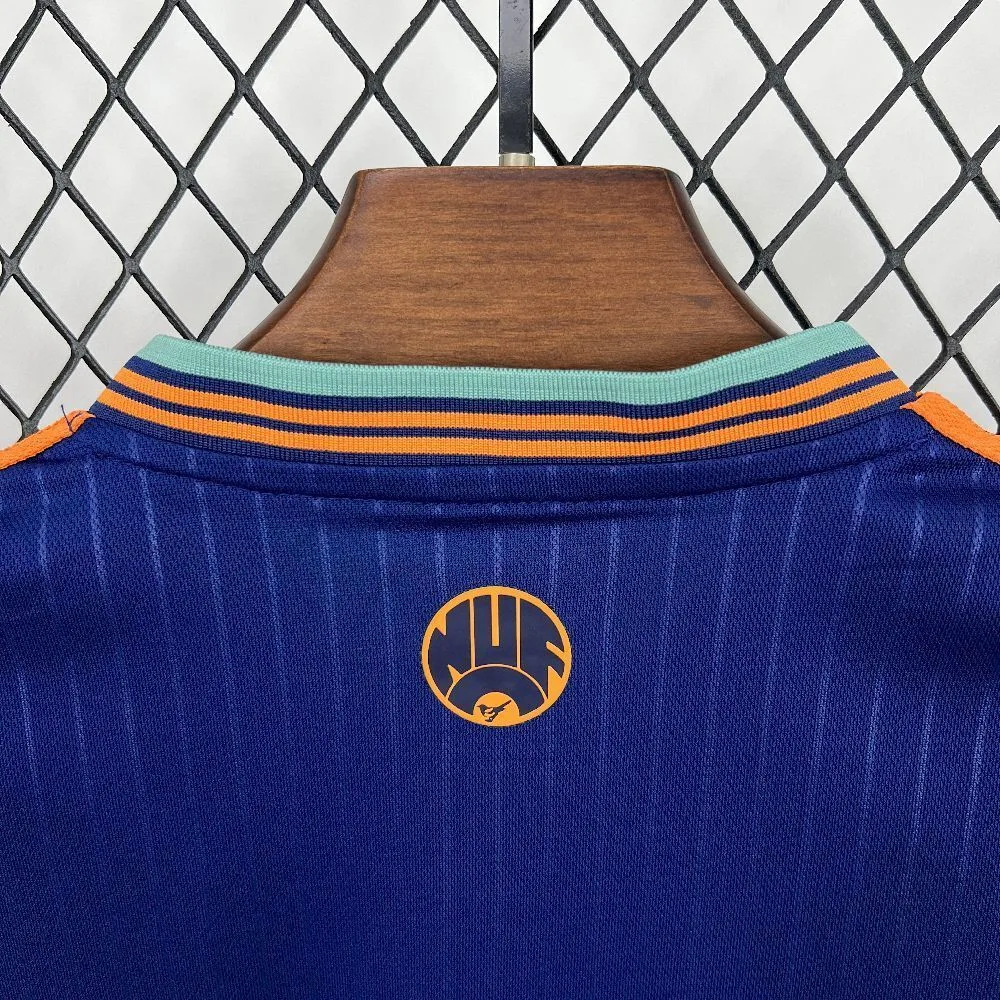 Newcastle United 2025/26 Third Kids Kit, foto 2