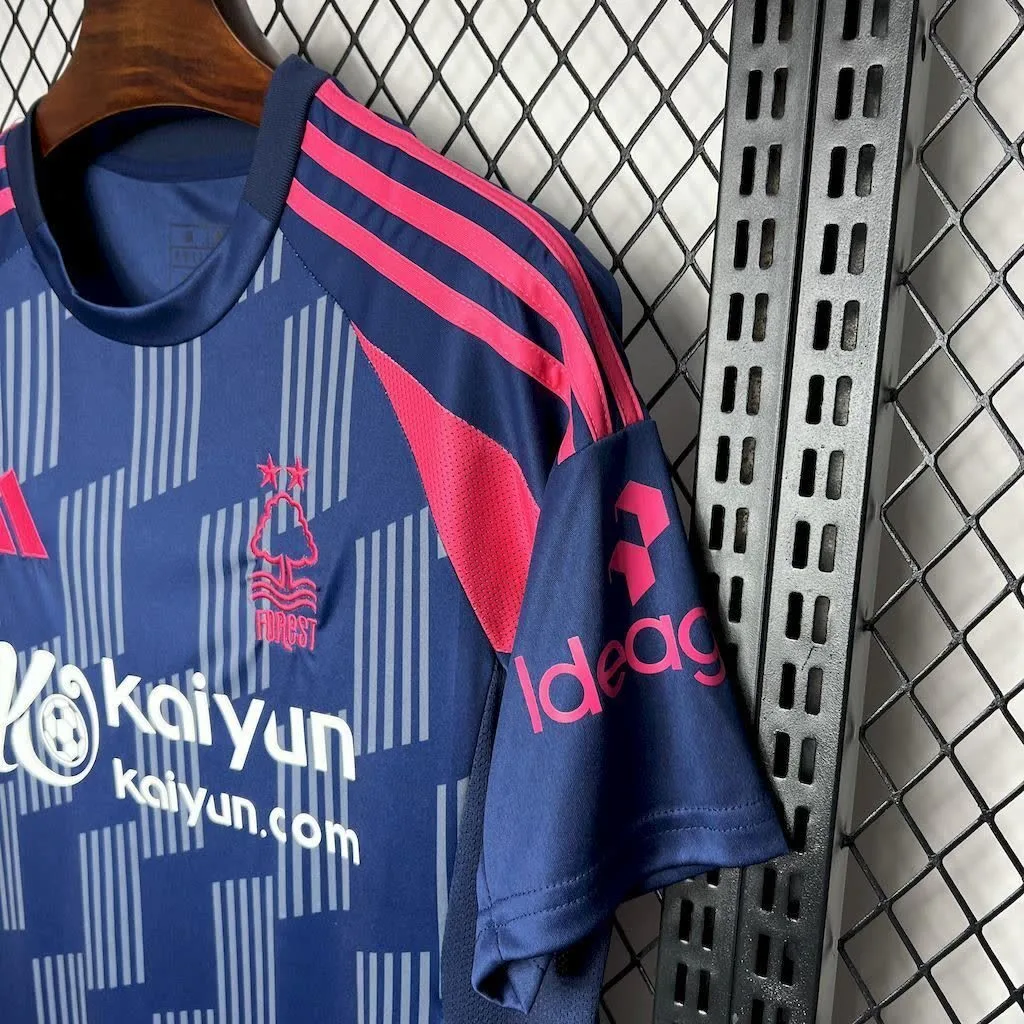 Nottingham Forest 2024/25 Away Jersey, foto 4