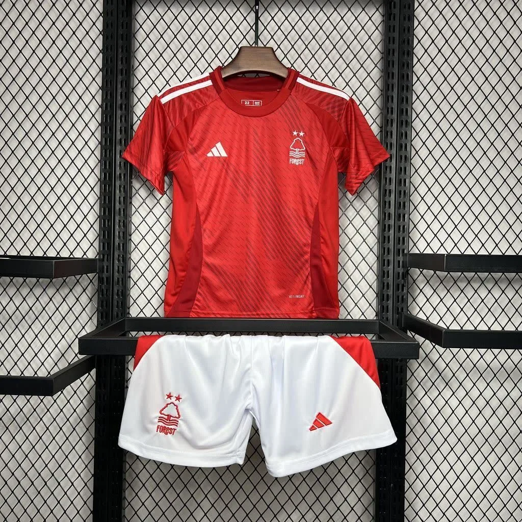 Nottingham Forest 2024/25 Home Kids Kit, foto 1