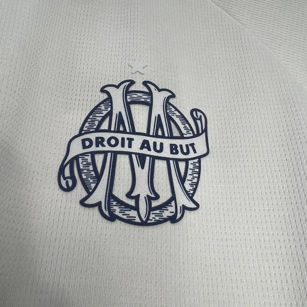 Olympique de Marseille 125th Anniversary white Jersey, foto 6