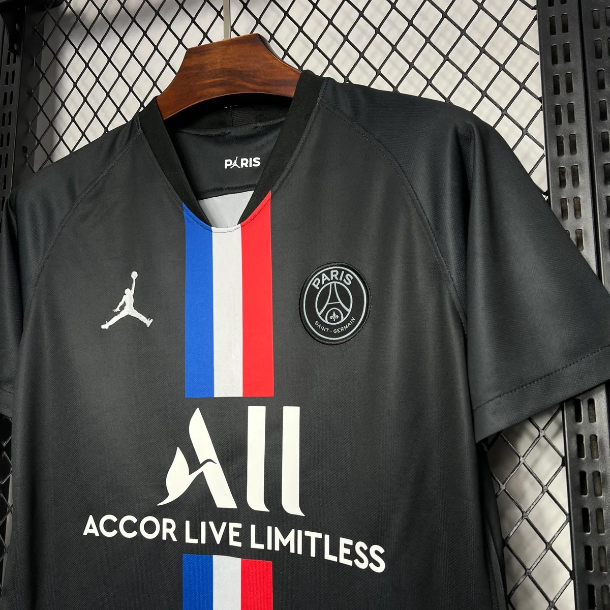 Paris Saint-Germain 2019/20 4 Away Jersey, foto 2