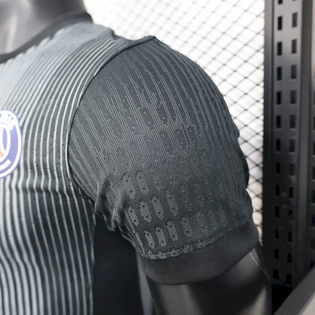 Paris Saint-Germain 2024/25 Black goalkeeper uniform Jersey Player Version, foto 5