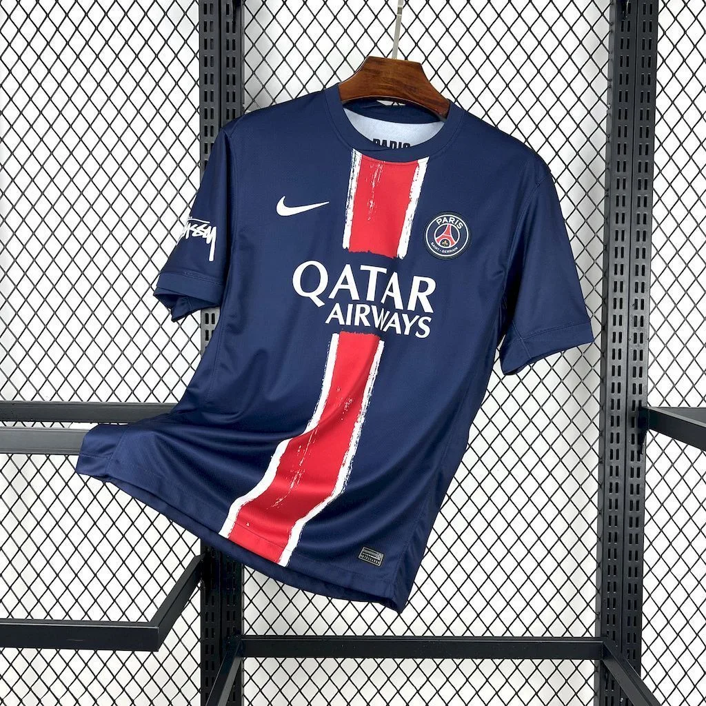 Paris Saint-Germain 2024/25 Home-Stussy Jersey, foto 1