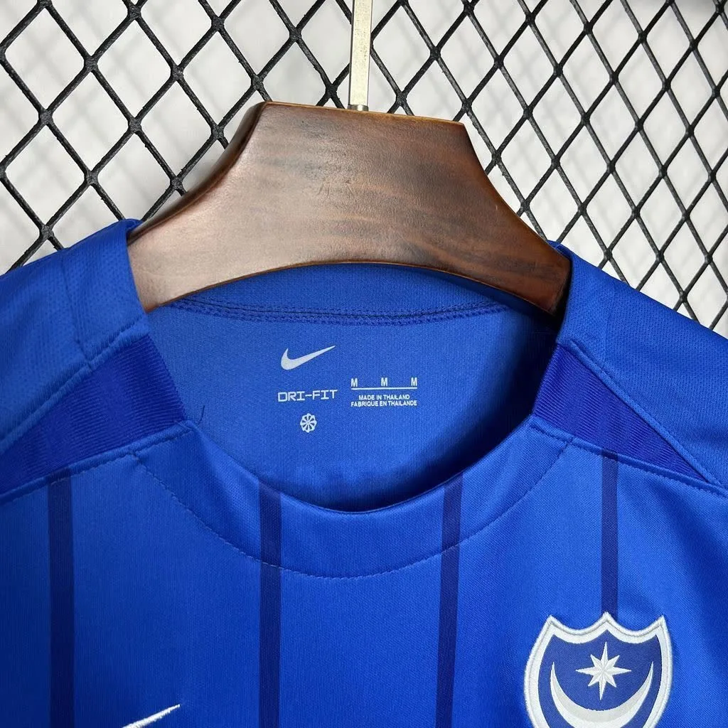 Portsmouth F.C. 2024/25 Home Jersey, foto 5